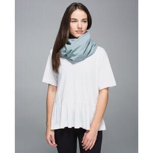 Lululemon Vinyasa Scarf Rulu Parallel Stripe Menthol Heathered Slate W9G94S Soft